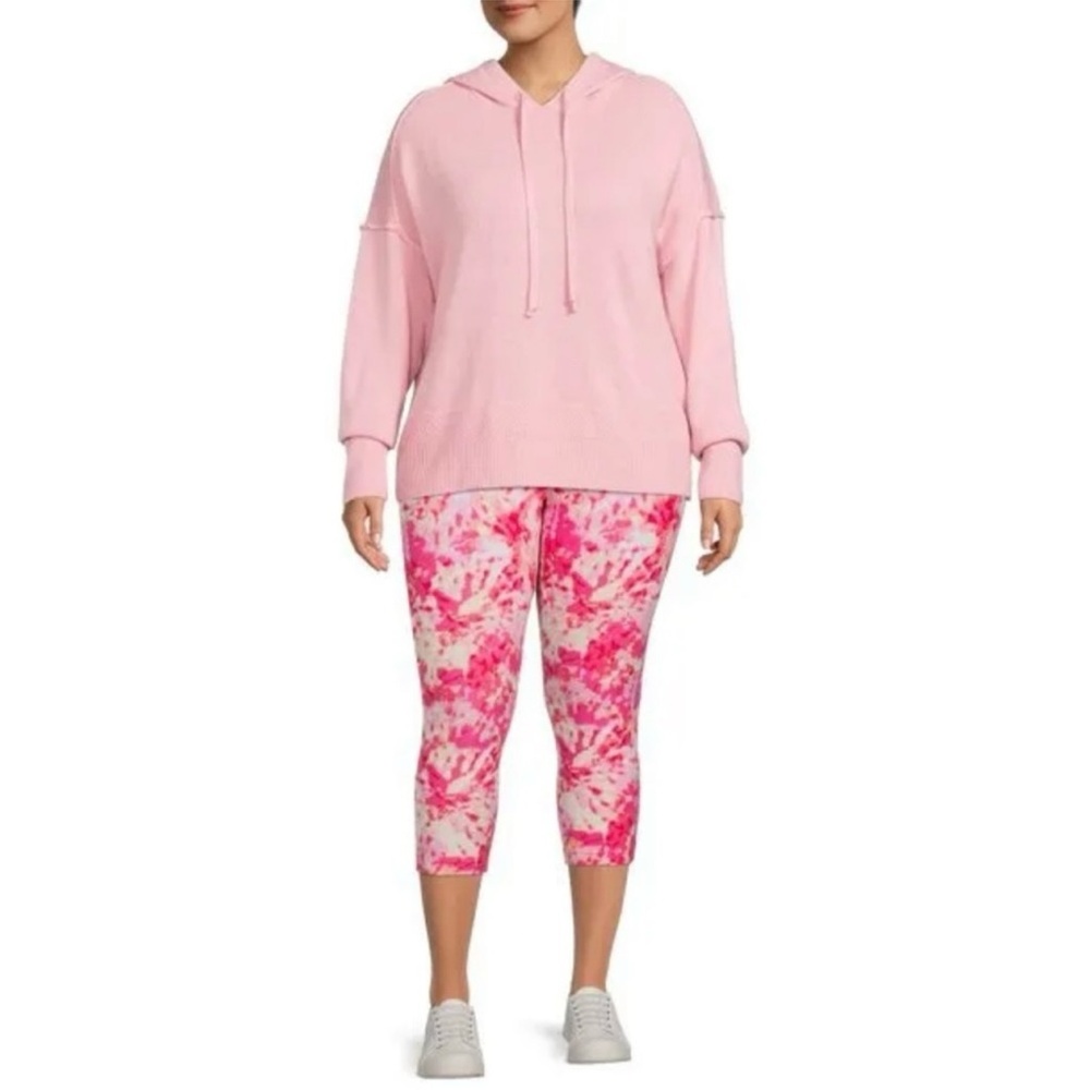 Terra & Sky High Rise Plus Printed Legging Capri. NWT Size 0X or 1X.